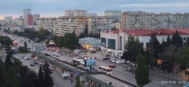 azadliq metrosu: Bakı, 2 otaqlı, Köhnə tikili, m. Xalqlar Dostluğu, 50 kv. m — 14