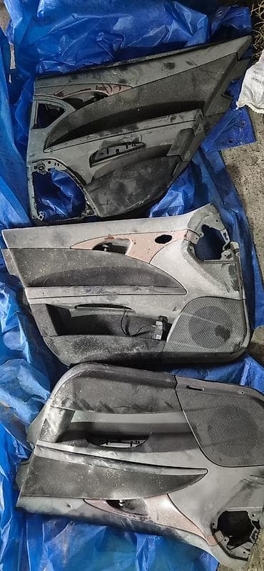 Mersedes-Benz W211 (E-Class, 2002–2009) üçün orijinal salon hissələri — 2