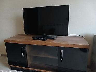 tv box t9: Televizor Vestel LED ekran 32" — 1