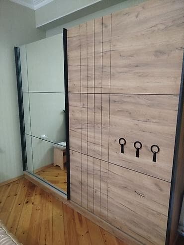 şuşə dolab: 2 qapılı, Güzgülü, Qəhvəyi, Taxta, Kupe, Düz dolab — 2