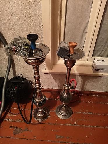 Nərgilər dəsti – 2 ədəd klassik metal nərgili Məhsul təsviri: - Tam