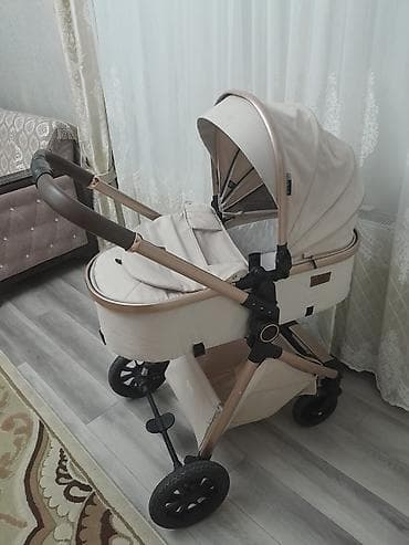 Çıxarıla bilən beşikli araba