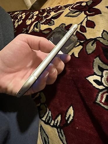 xiaomi mi 11: IPhone 11, Ağ — 4