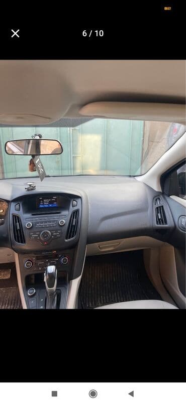 Ford Focus sedan – qara rəng, avtomatik transmissiya. - Kuzov: sedan