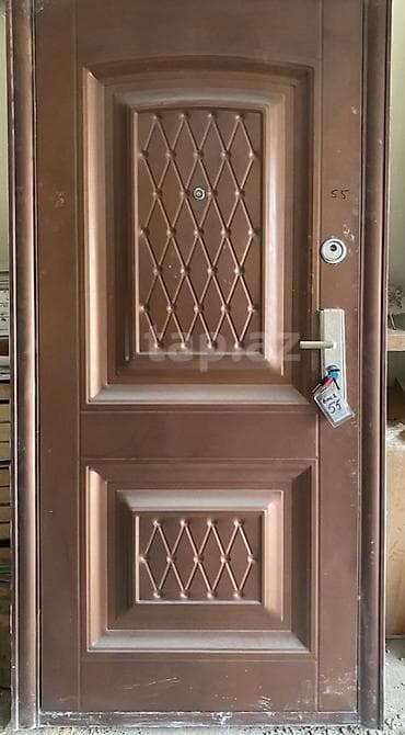 Məhəccərlər: Mənzil üçün İşlənmiş Giriş qapısı 90x205 sm Petlə ilə, Zəmanətsiz, Ödənişli quraşdırma, Ödənişli çatdırılma — 1