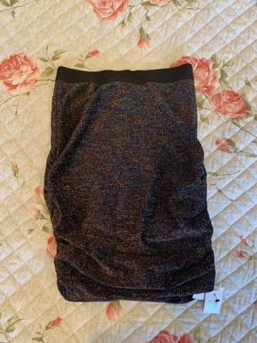 cins yubka modelleri: Etek by Malene Birger 
etiketi uzerindedir
olchusu: XS — 4