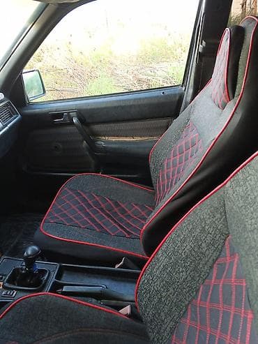 yan güzgülər s: Mercedes-Benz 190 (W201) sedan - Kuzov: 4 qapılı sedan, qara rəng hu — 5