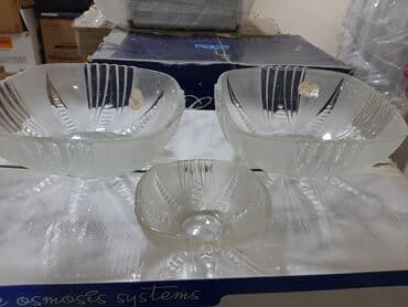 salat qabı: Şüşə qablar dəsti - 3 ədəd kvadrat formalı sallad/süfrə qabı: 2 — 2