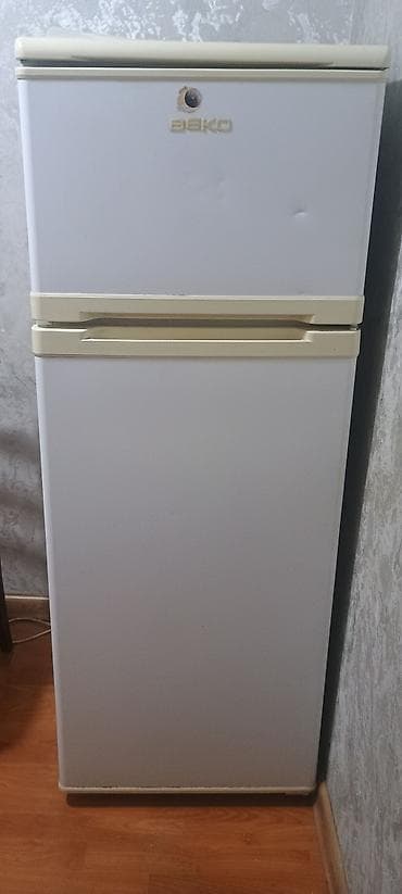 Plitələr və bişirmə panelləri: İşlənmiş 2 qapılı Beko Soyuducu Satılır, rəng - Ağ — 1