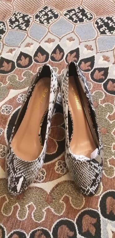 qadın krosovkaları yay üçün: Tuflilər, Ölçü: 40, rəng - Boz, Yeni — 1