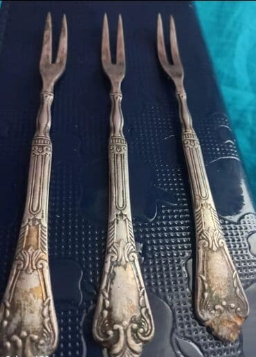 10 cent kaç manat: Biri 10manat — 3