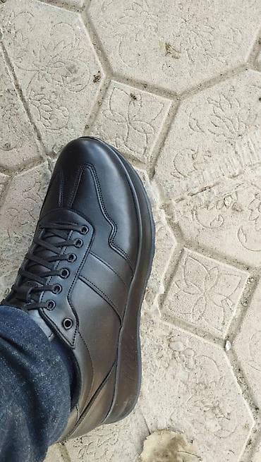 puma krasofka: Qara rəngdə kişi idman üslublu ayaqqabı - Material: hamar səthli — 1