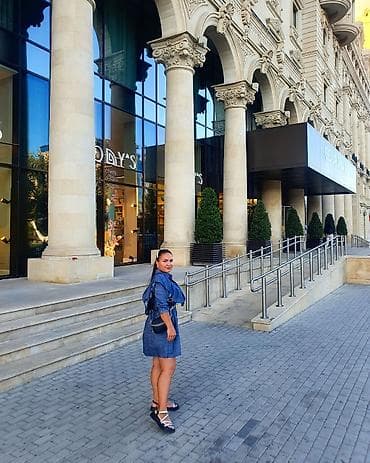 Alt paltarı: 65manata Fevvareler meydanından alınıb.1defe geyinilib 25manata — 2