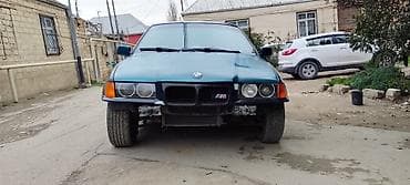 uaz hunter 2005: BMW 3 series: 1.8 l | 1994 il Sedan — 4