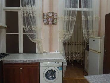 bakixanovda kiraye evler 2024: 28 may metrosunun yaxınlığında 28 mola yaxın 4 mertebeli binanın 3-cü — 6