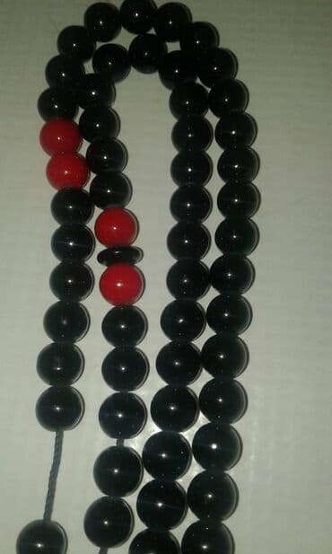 uzuk satışı: Təsbəhlər satılır. Biri 10 manat — 5