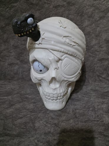 usaqlar ucun sekiller: Uşaq oyuncaqları paketi – müxtəlif fiqurlar və aksesuarlar Tərkib: - — 4