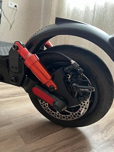 elektirikli skutur: İşlənmiş Elektrik samokat 10", 751 - 1000 Vt, 36 - 45 km/s, Ödənişli çatdırılma — 8