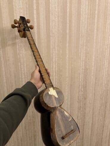 Saz: Məhsul: Tar (Azərbaycan xalq çalğı aləti) Təsvir: - Klassik 11 pərli — 5