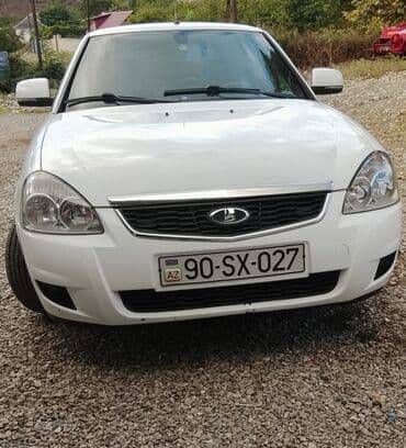 yağış sensoru: İli:2013 maçında heç bir problem yoxdur. Əla vəziyyətdədi. Kondisioner — 6