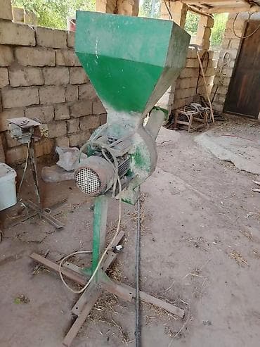 Taxıl/yarma üyüdən elektrikli dən üyüdən aparat - Geniş qida bunkerli