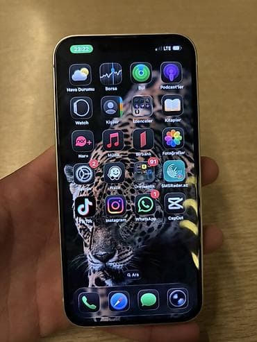 perexadnik iphone: IPhone 13, Ağ, Face ID — 9