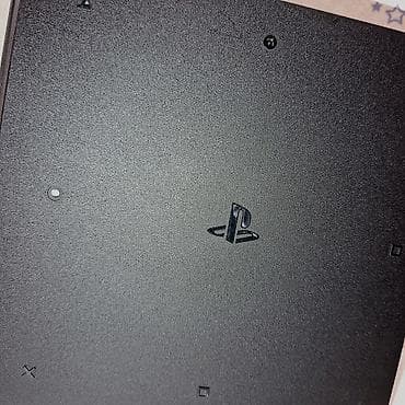 pleystein 4 pro: Şəkildəki PS4 slim 1000gb qutuda, təzə kimi plombu üzərində, ideal — 8
