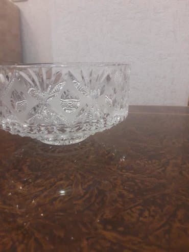 Xrustalniy vaza,tazedir cehizlik,Russiyadan gelme lalafo.az -da Xrustalniy vaza,tazedir cehizlik,Russiyadan gelme