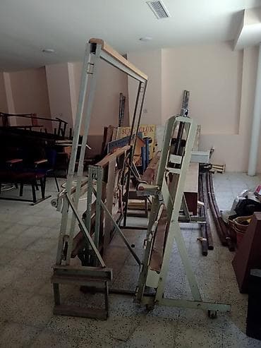 Sənaye tipli xalça toxuma dəzgahı.
3 ededdi hamsi 900 azn