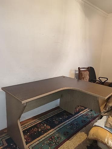 ofis stol: Künc masa, Polkasız, Siyirməsiz, DSP — 3