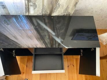 тв стенд: Прямой ТВ стенд, С полками — 4