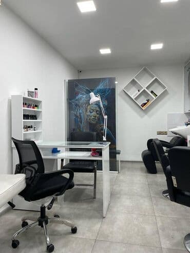 dirnaq salonu: Nərimanov metrosuna yaxin yerləşən1 otaqlı salon təmirli ayi — 3