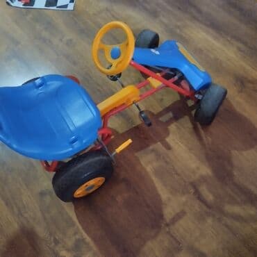 uşaq ucun: Uşag üçün pedalı maşın təzə kimidi 50 az — 2