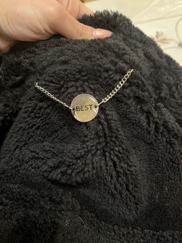 kişi kurtkaları 2022: Qara rəngdə kadın aviasiya tərzli kürklü dəri gödəkçə. Turkiyeden baha — 4