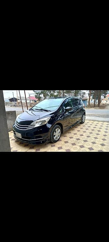 Nissan Note: 1.2 l | 2015 il Hetçbek