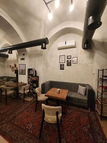 icare qaraj: RASKURIM – rahat və stil sahibi lounge/kafe məkanı Hər şey hazır gir — 3