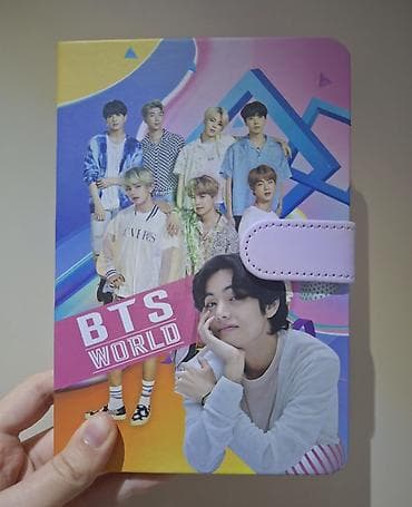 nolyedi sekilleri: BTS WORLD temalı qeyd dəftəri - Rəngarəng, parlaq üz qabığı: ön və — 1