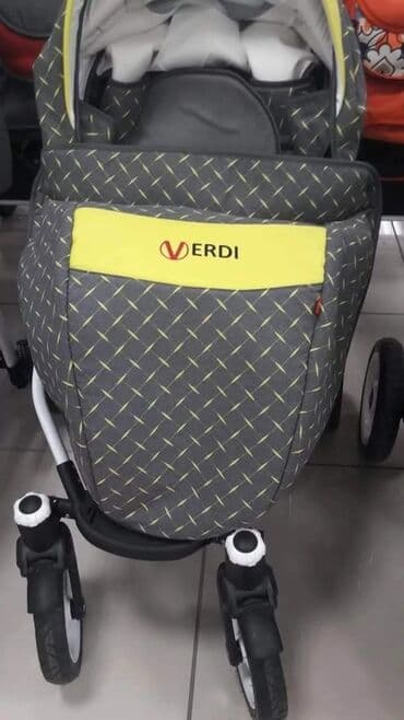 yay kalyaskası: Uşaq kaleskası 240 manata alınıb 50 manata satılır. Rusiya — 3