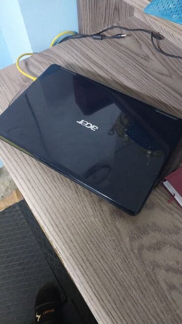 en ucuz laptop: Acer noutbuk - Ekran: təxminən 15.6" - Brend/model xətti: Acer (qara — 4