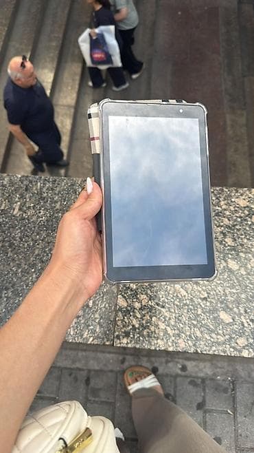 kreditle notebook: Planşet üçün şəffaf qoruyucu kılıf - Material: çevik və şəffaf — 2