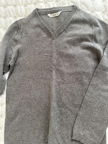 kisi geyimi: Mango (MNG) uşaq sviteri - Model: V-yaxa klassik sviter - Rəng: Boz - — 1