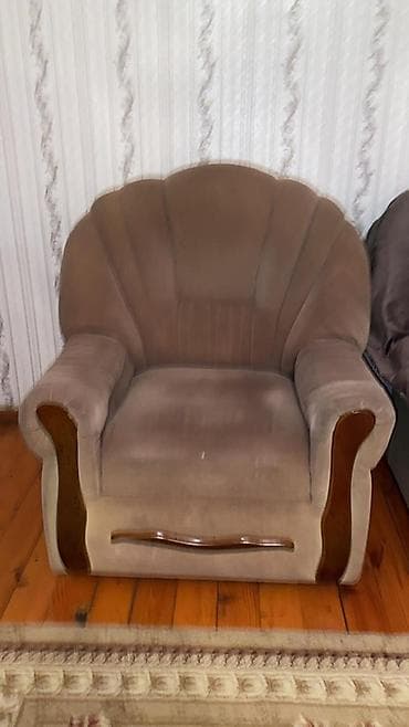 İşlənmiş, Klassik divan, Divan, 2 kreslo, Bazasız, Açılan