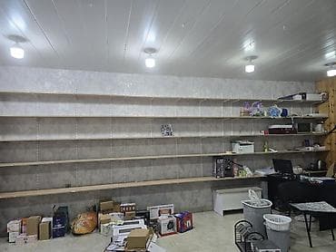 dekor rəf: Mağaza üçün möhkəm vitrin satılır.Heç bir qırığı,problemi yoxdu.Mağaza — 1