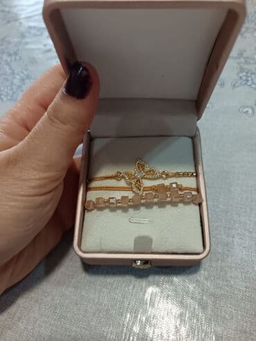 kəpənək darağ: Zərif zərgərlik dəsti – qutu daxilində 3 ədəd qızılı tonlarda — 1