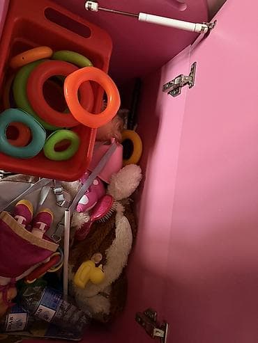 Oyuncaq sandigi. Keyfiyyetli materialdan yigilib. Qiymeti 30 azn son — 2