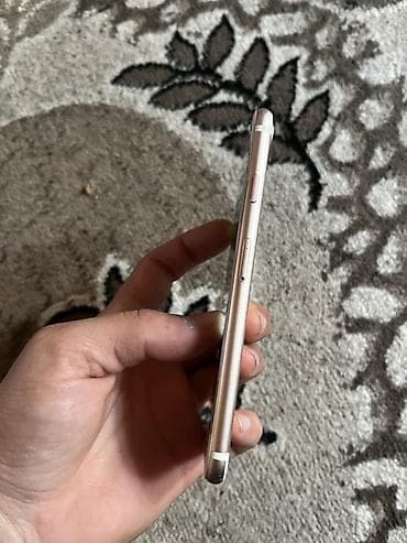 galaxy s10 e: IPhone 7, 256 GB, Qızılı, Barmaq izi, Simsiz şarj — 4