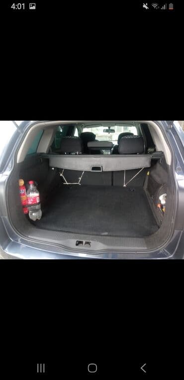 opel 1994: Opel Astra Caravan (universal kuzov) – tünd mavi rəng - Kuzov: 5 — 7