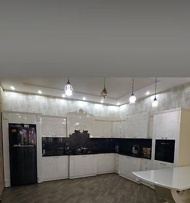 künc bar: Klassik üslubda ağ mətbəx mebeli dəsti - Üslub: Barokko motivli — 1