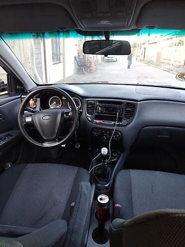 Kia Rio: 1.5 l | 2005 il Hetçbek — 4