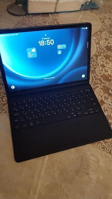 tab 15: Samsung Galaxy Tab S9 FE 5G planşeti

ORJİNAL KLAVATURA İLƏ — 4